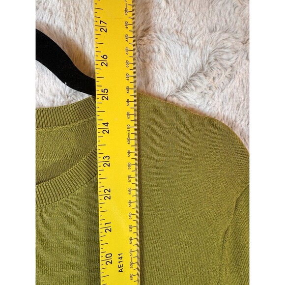 J Jill Sweater Womens L Pea Green Button Split Hem Crew Neck Office Career - Picture 8 of 9